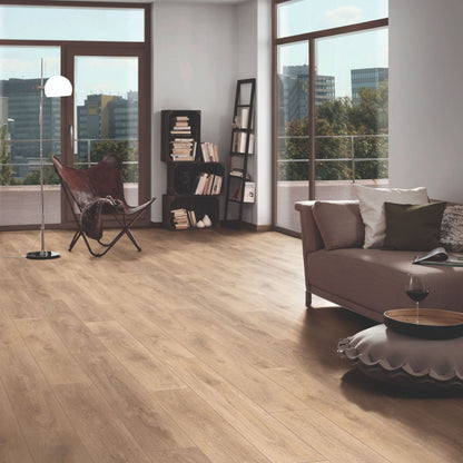 Blonde Oak Super Natural 8mm Laminate Lifestyle Image