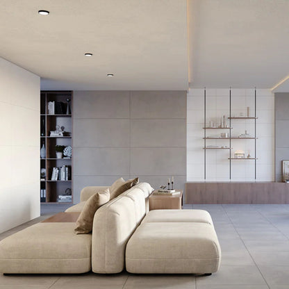 Everest Blanco Matt 1200x600 Lifestyle Image