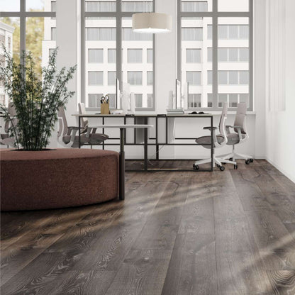 Ferry Oak Long & Wide 12mm Laminate Lifestyle Image