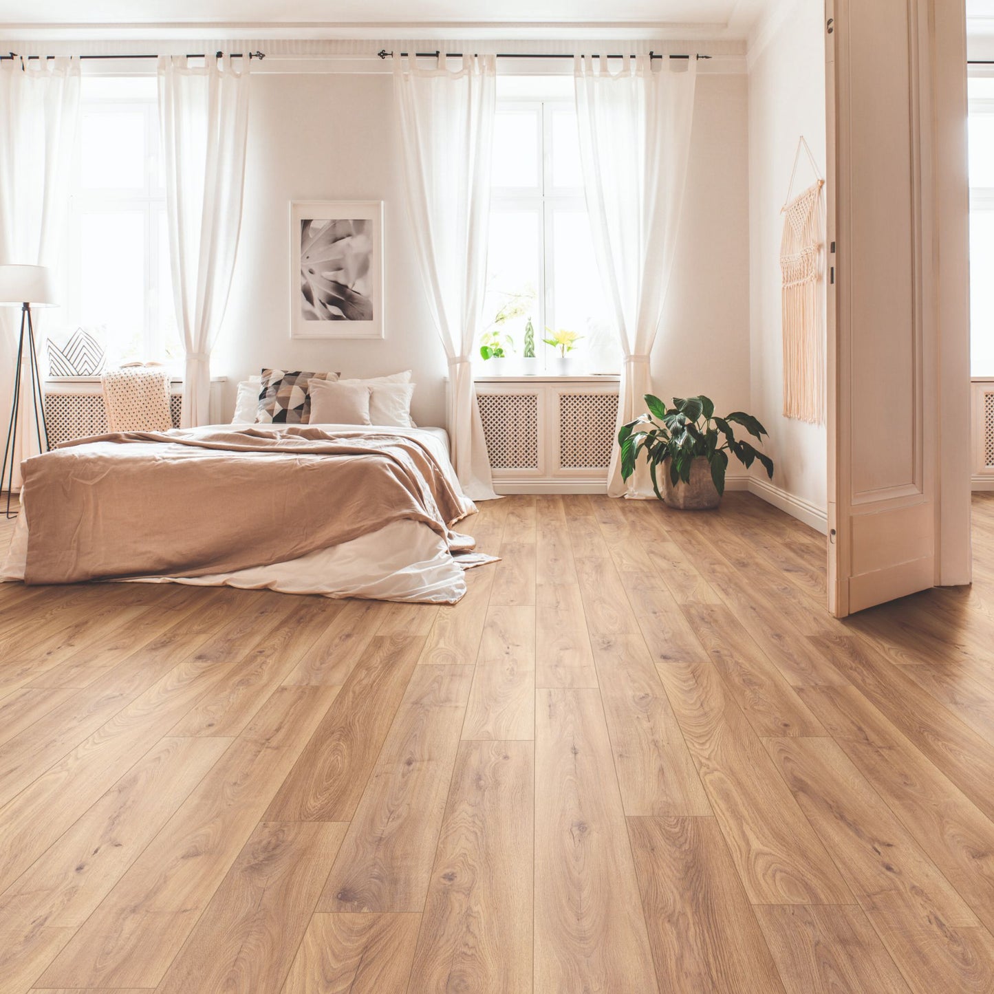 Firebrand Oak Eurohome 12mm Laminate Lifestyle Image