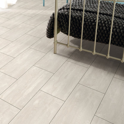 Ice Flow Organic Classic 8mm Laminate Lifestyle Image
