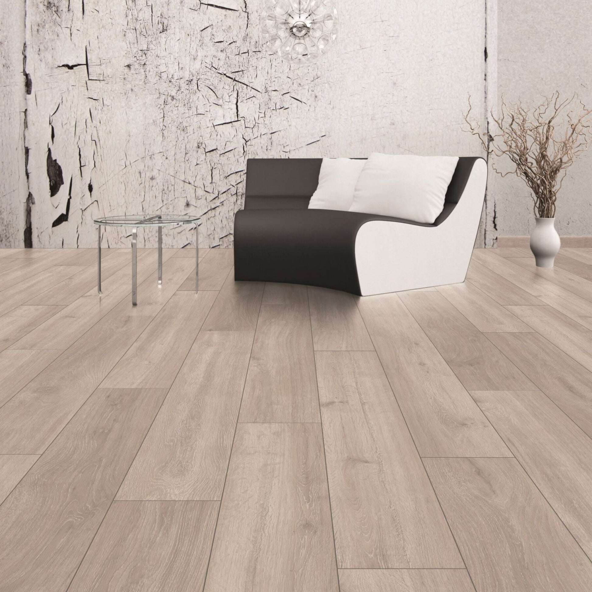 Rockford Oak Eurohome 12mm Laminate Lifestyle Image