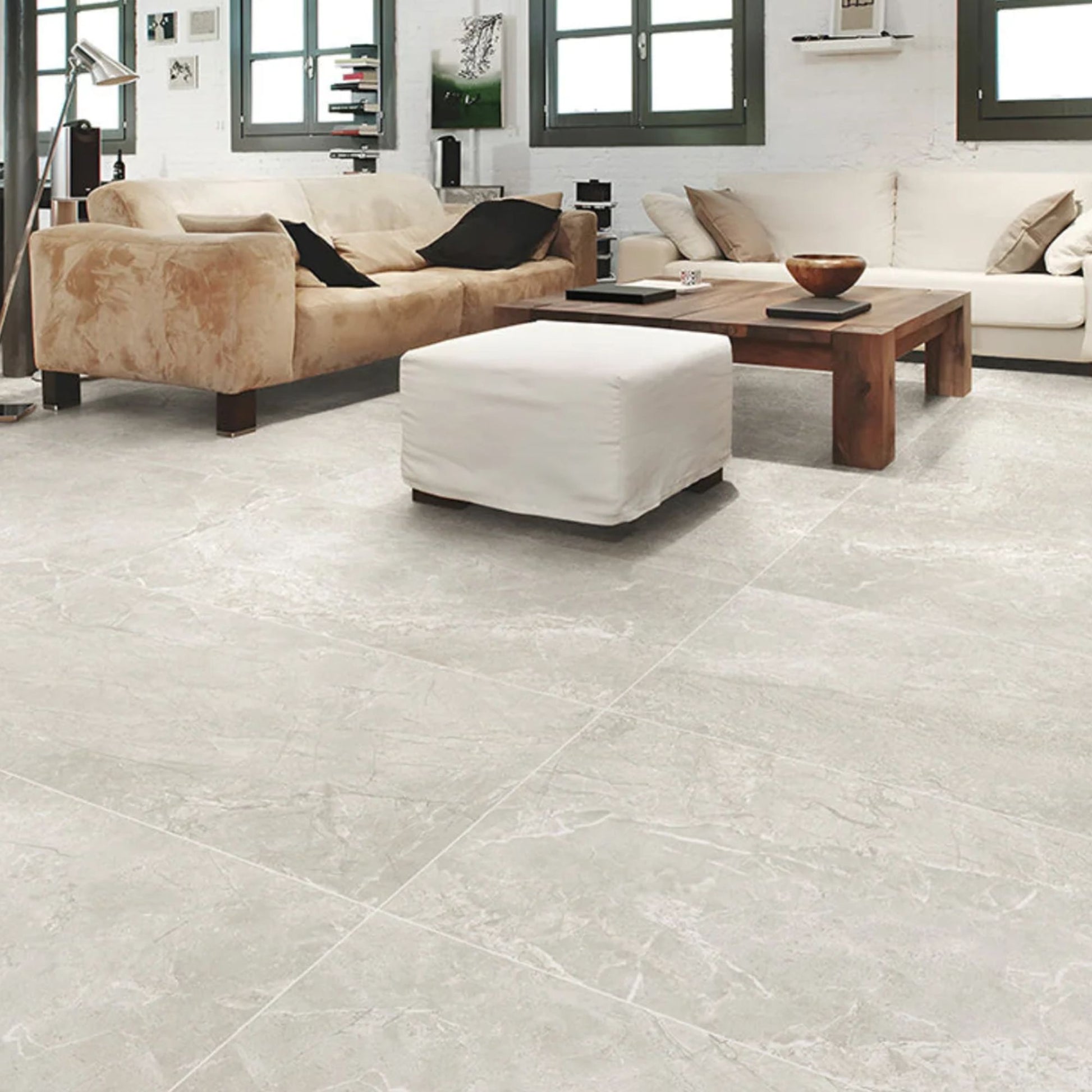 Silver River Matt Carving 1200x600 Lifestyle Image