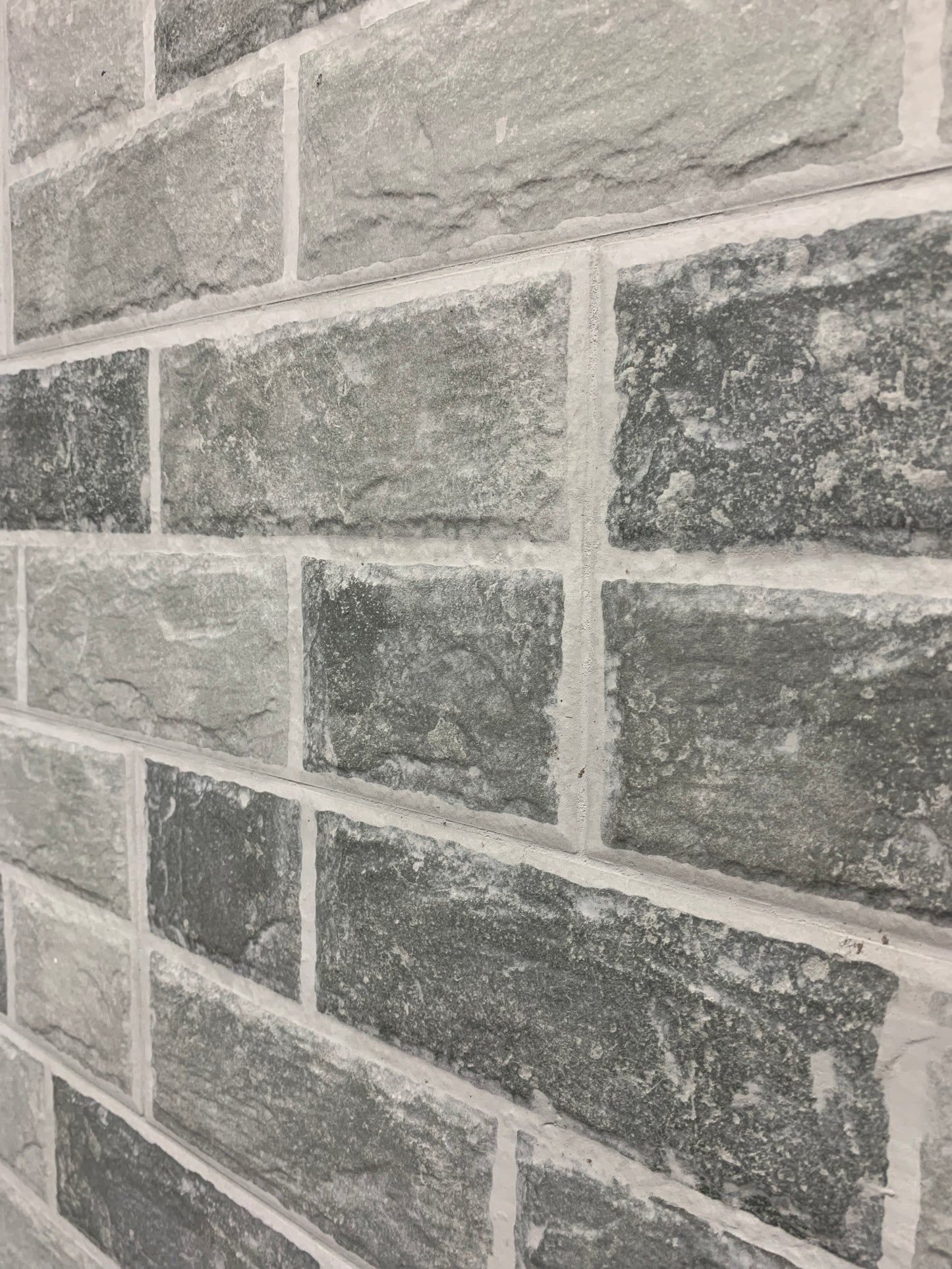 Toba Gris brick