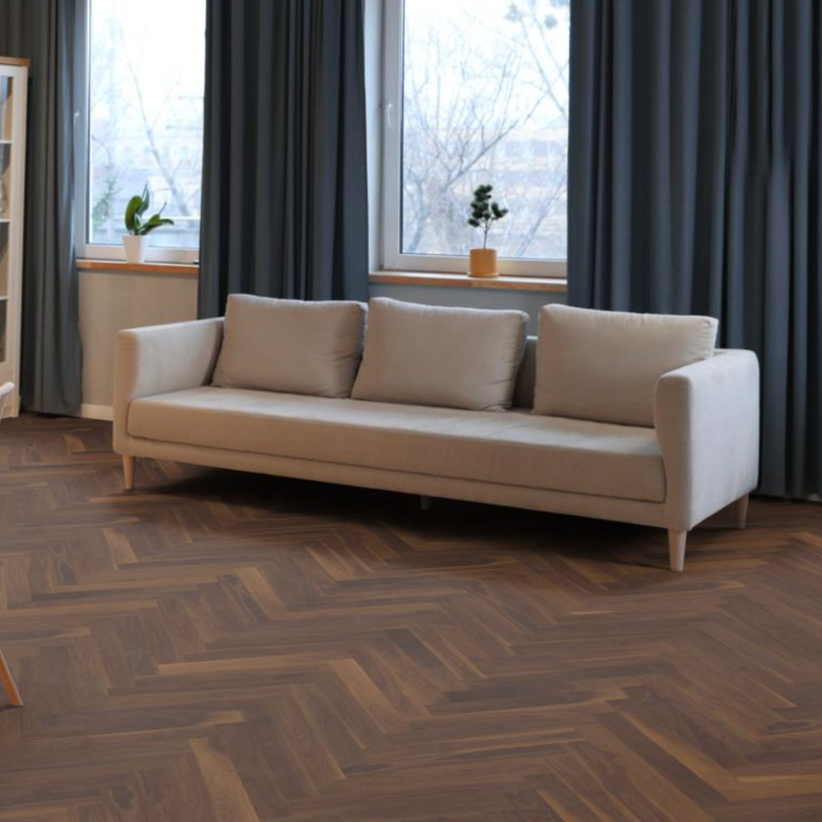 Walnut Herringbone 120 Lignum Strata Castro 15mm Engineered